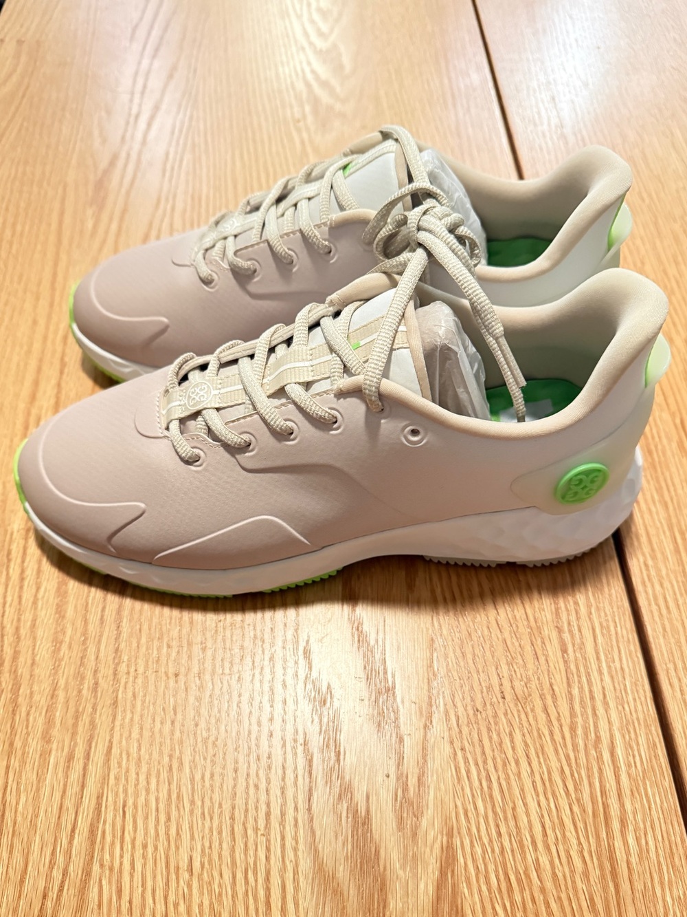 NEW G/FORE Women’s Golf Shoes Beige Green Sz 10
